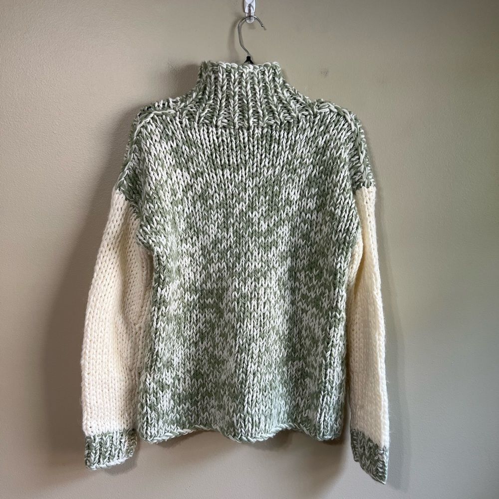 ‎Listicle thick sweater small